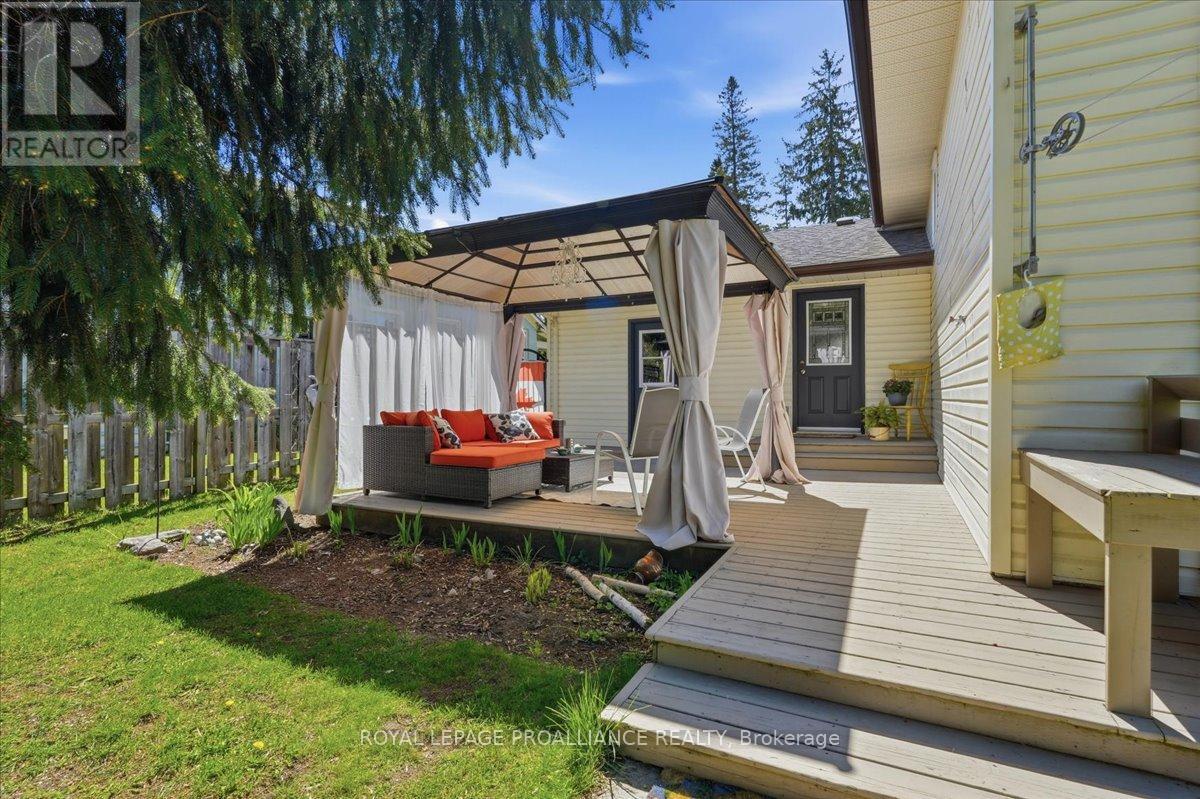 82 West Mary Street, Prince Edward County, Ontario  K0K 2T0 - Photo 38 - X13127712
