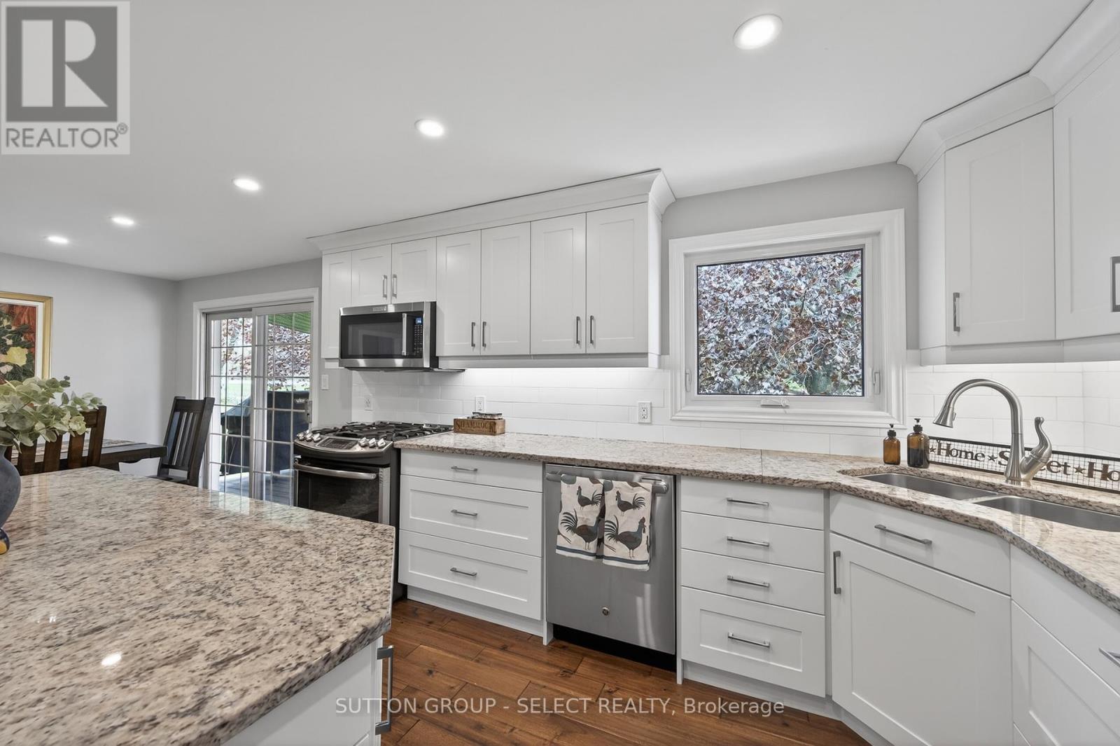 5596 Mooresville Drive, North Middlesex, Ontario  N0M 2J0 - Photo 34 - X13127452