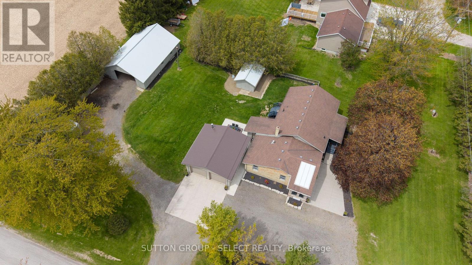 5596 Mooresville Drive, North Middlesex, Ontario  N0M 2J0 - Photo 41 - X13127452