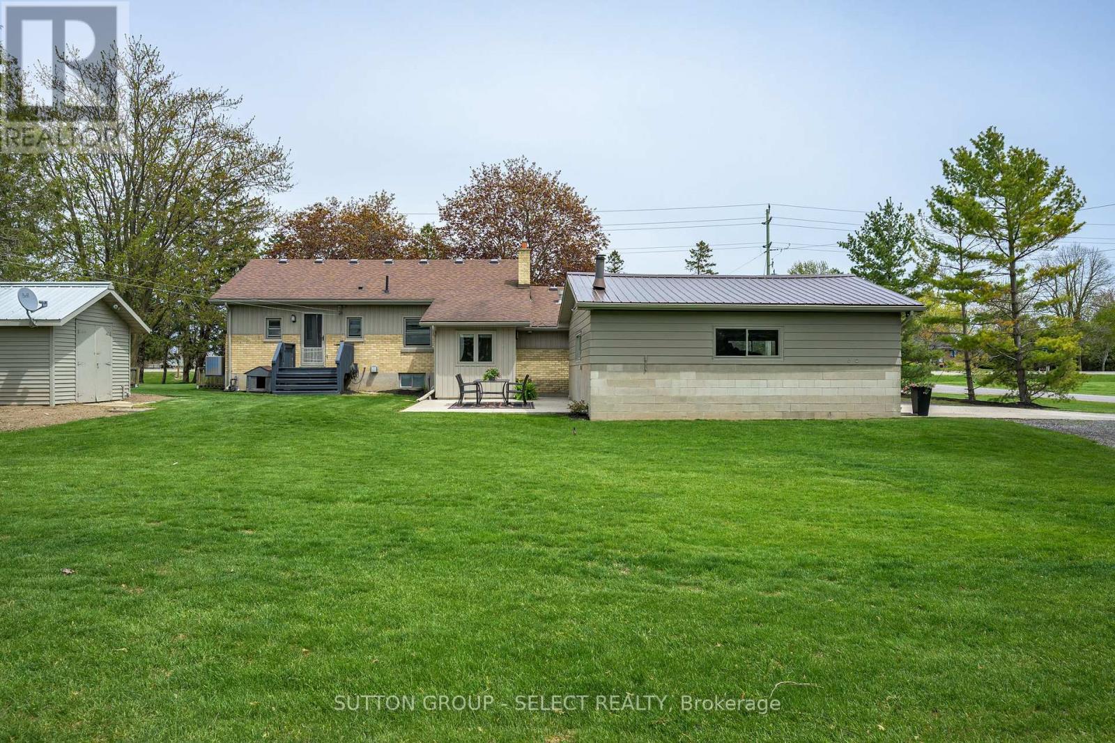 5596 Mooresville Drive, North Middlesex, Ontario  N0M 2J0 - Photo 42 - X13127452