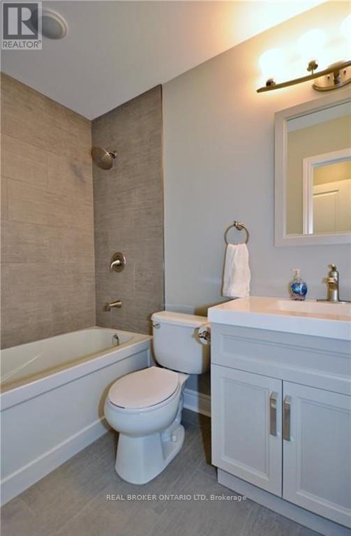 2 - 33 Beaconsfield Avenue, London South, Ontario  N6C 1B6 - Photo 16 - X13127490