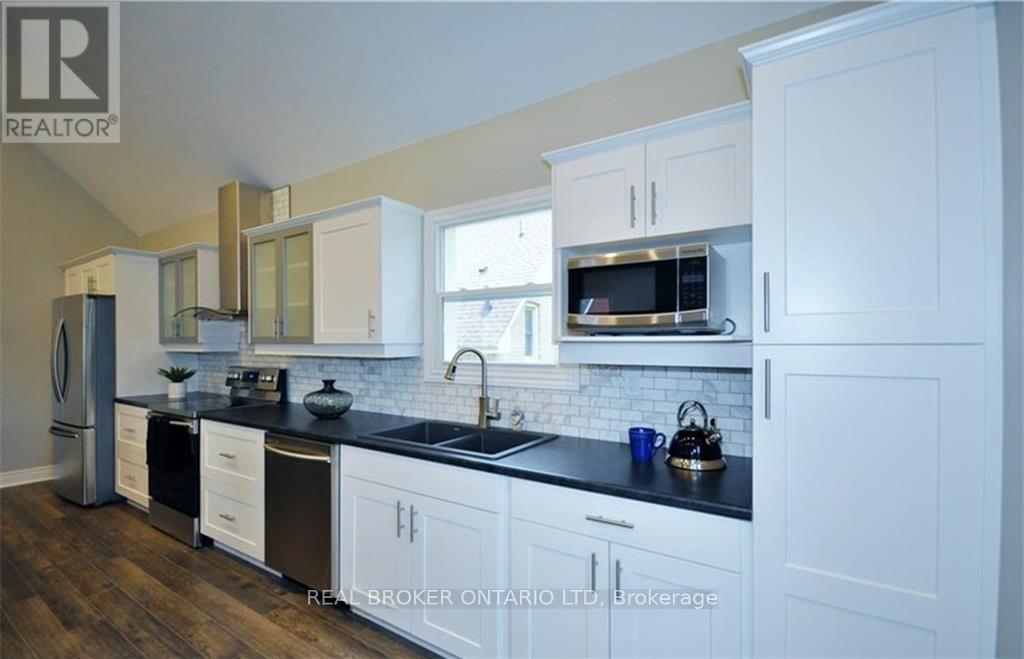2 - 33 Beaconsfield Avenue, London South, Ontario  N6C 1B6 - Photo 8 - X13127490