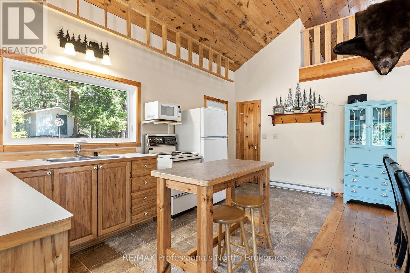 10469 Little Hawk Lake Wao, Algonquin Highlands, Ontario  K0M 1S0 - Photo 10 - X13127590