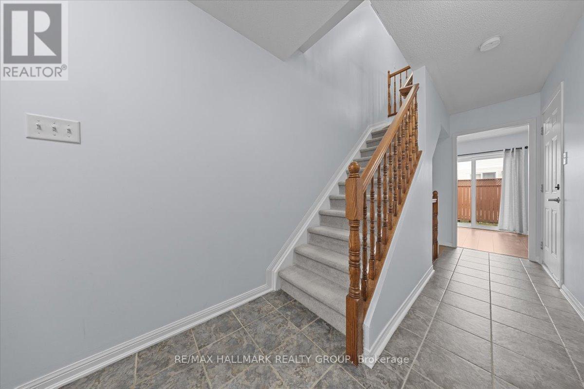 703 Sanibel Private, Ottawa, Ontario K2H 0A8 - Photo 4 - X13127558