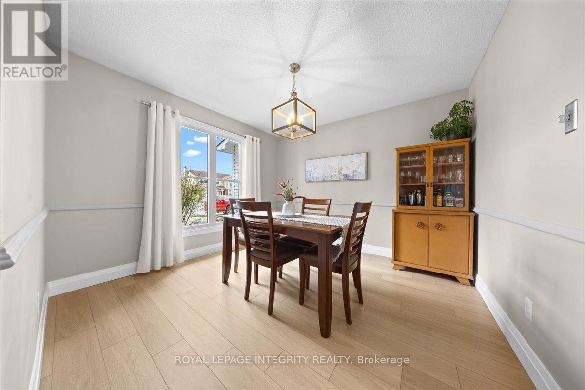 1122 St Germain Crescent, Ottawa, Ontario  K1C 2L8 - Photo 8 - X13127582
