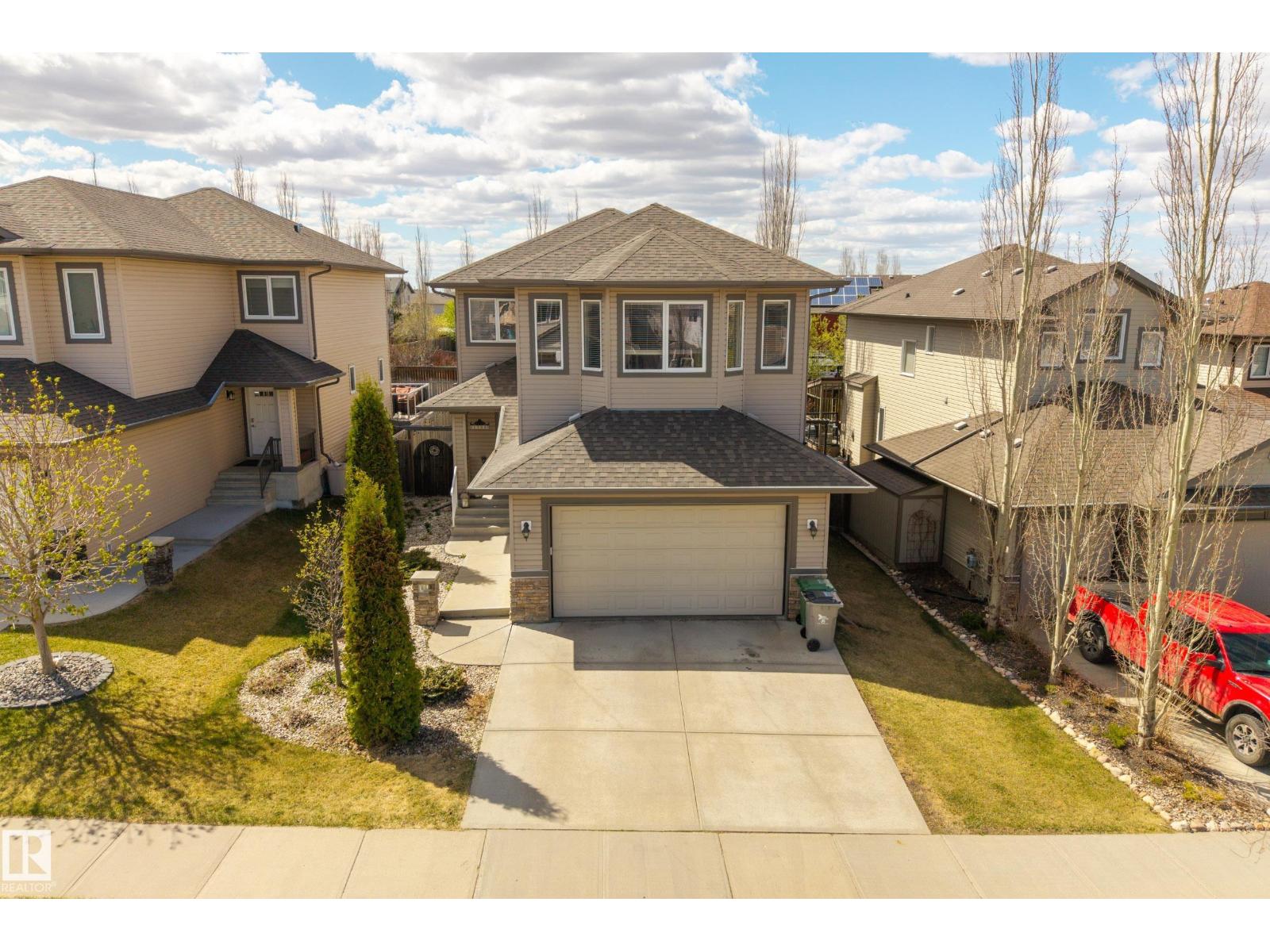 5708 42 St, Beaumont, Alberta  T4R 0C2 - Photo 2 - E4487625