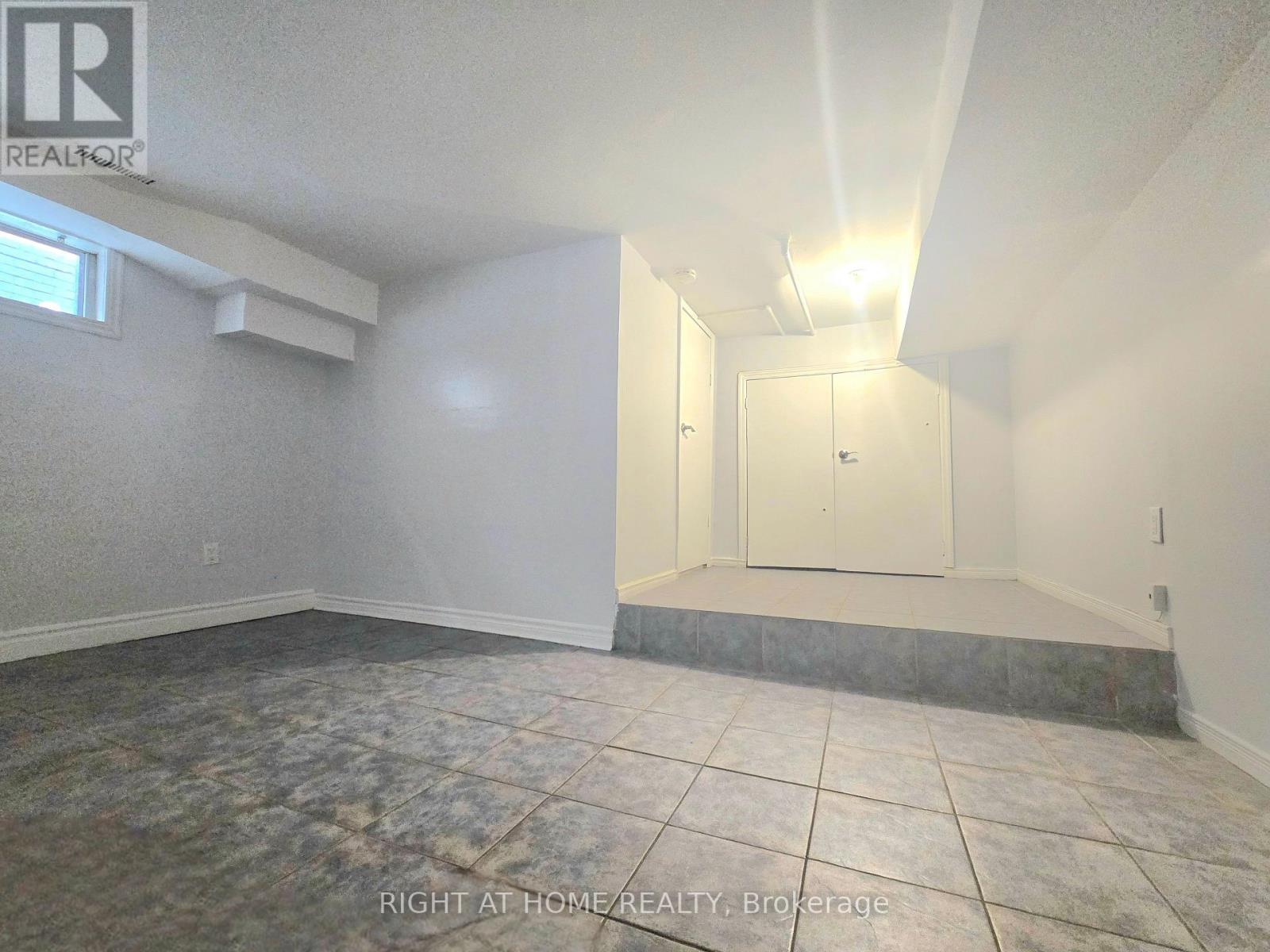 633 Greenwood Avenue, Toronto, Ontario  M4J 4B1 - Photo 16 - E13125860
