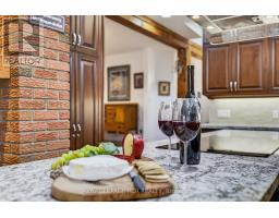 16365 BATHURST STREET, Newmarket, Ontario