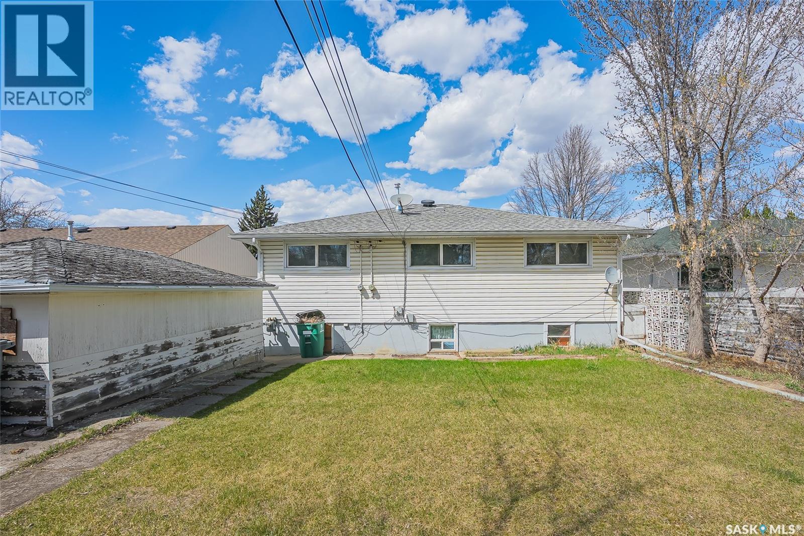 1406 12th Street E, Saskatoon, Saskatchewan  S7H 0E8 - Photo 7 - SK035966