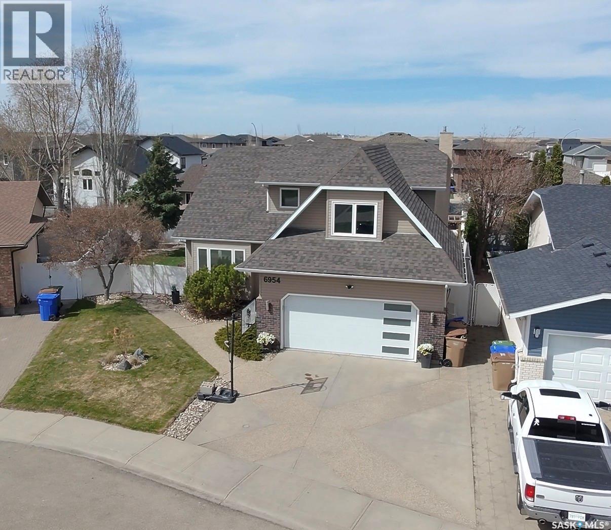 6954 Maple Brook Crescent, Regina, Saskatchewan  S4X 4J2 - Photo 4 - SK035952