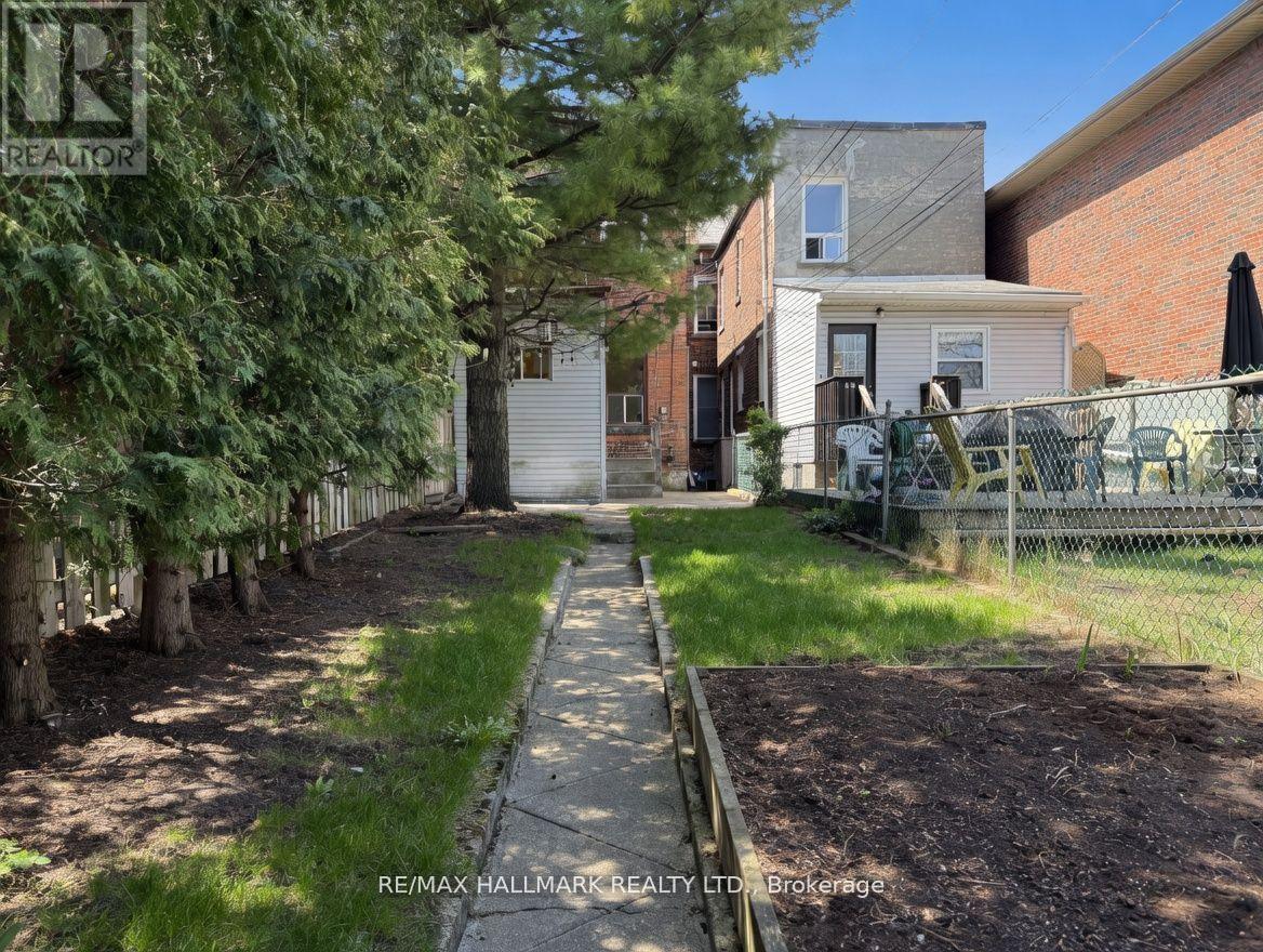 2 - 261 Ossington Avenue, Toronto, Ontario  M6J 3A1 - Photo 13 - C13124592