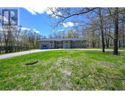 4 SOUTH POINT DRIVE, Rideau Lakes, Ontario
