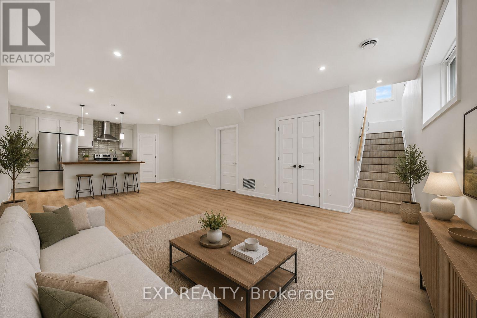 B - 480 Falcon Lane, Russell, Ontario  K4R 0M5 - Photo 3 - X12997186