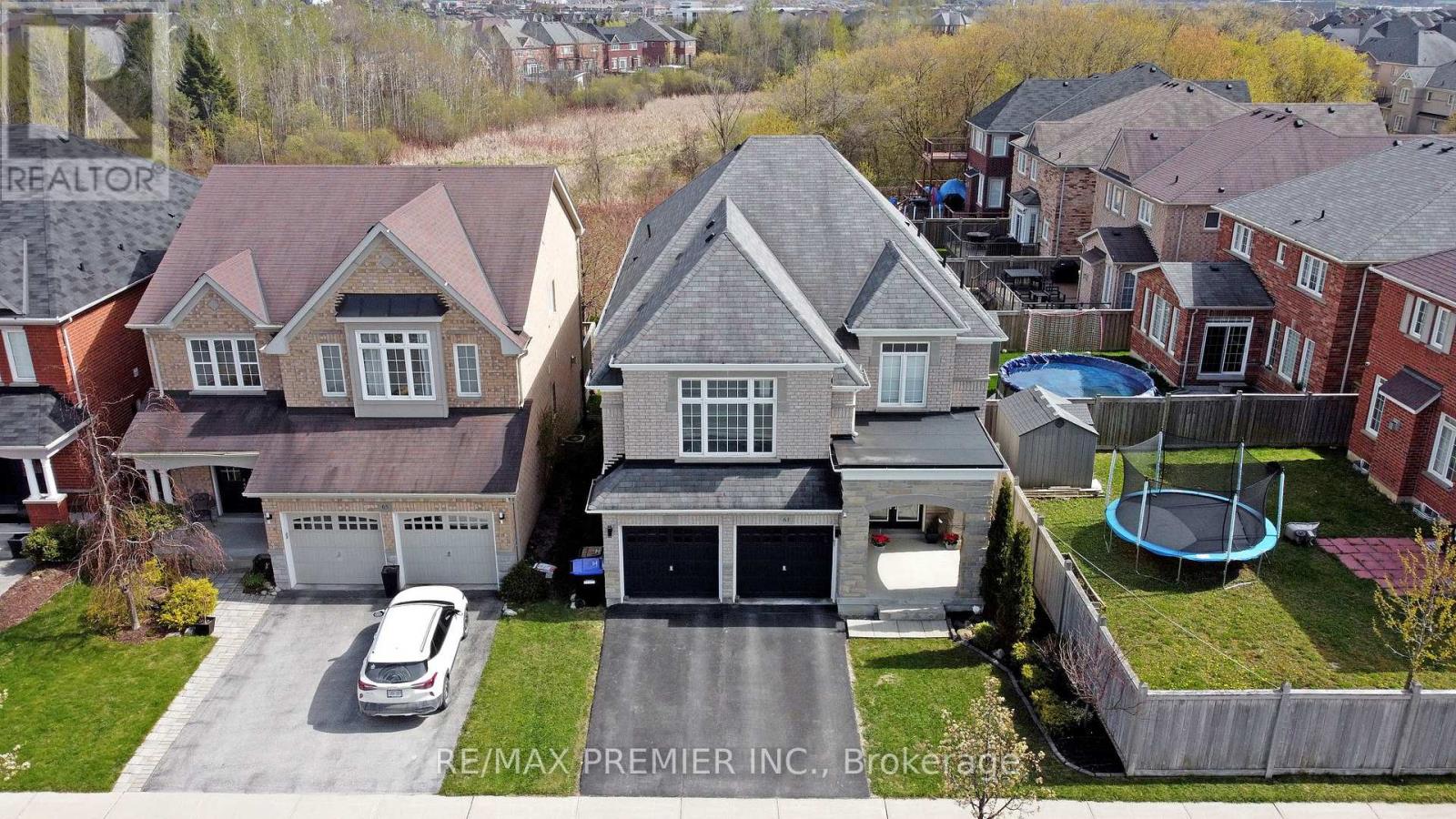 61 Tigertail Crescent, Bradford West Gwillimbury, Ontario  L3Z 0M3 - Photo 3 - N13121398