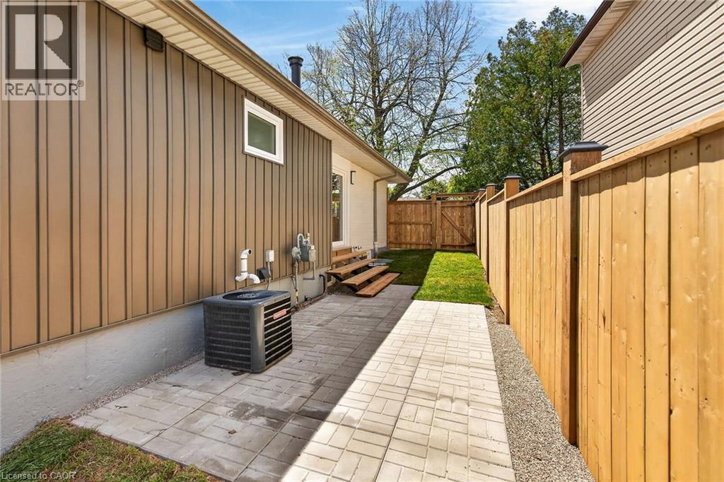 257 Queen Victoria Drive, Hamilton, Ontario  L8W 1G4 - Photo 44 - 40830219