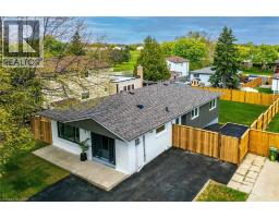 257 QUEEN VICTORIA Drive, Hamilton, Ontario