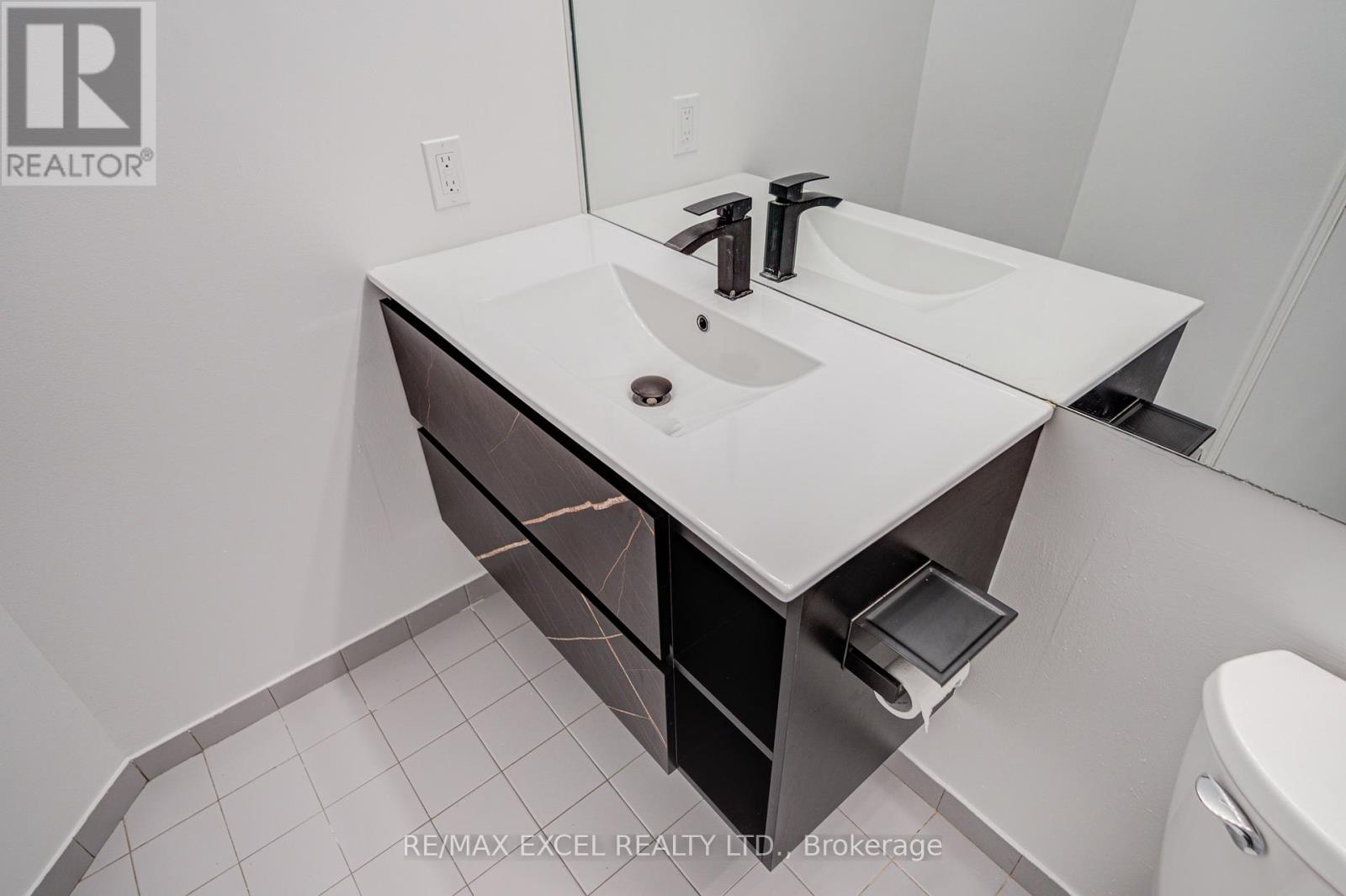 2105 - 2269 Lake Shore Boulevard W, Toronto, Ontario  M8V 3X6 - Photo 28 - W13119266