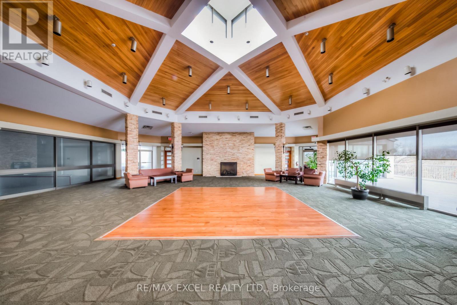 2105 - 2269 Lake Shore Boulevard W, Toronto, Ontario  M8V 3X6 - Photo 44 - W13119266