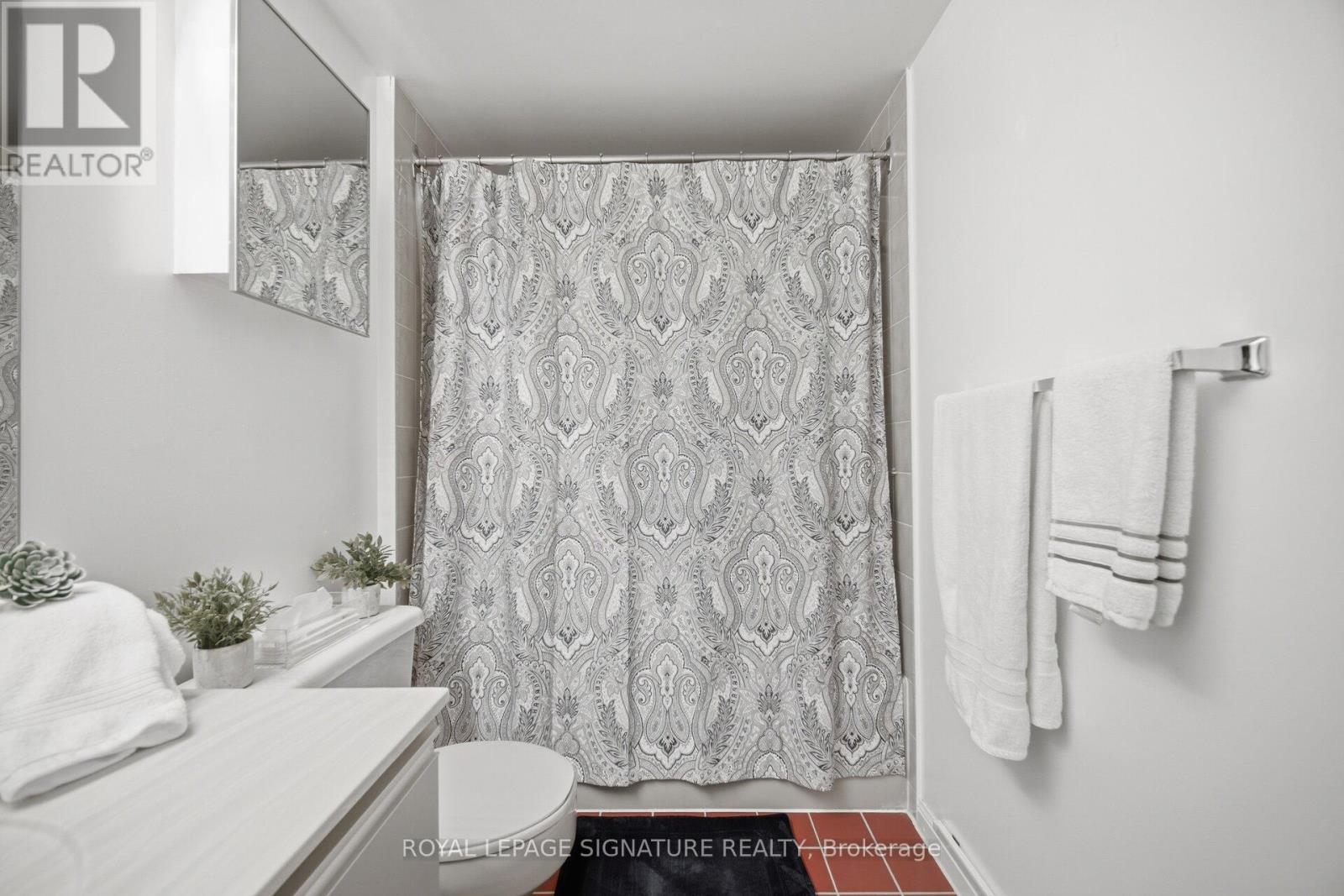 2310 - 55 Kingsbridge Garden Circle, Mississauga, Ontario  L5R 1Y1 - Photo 20 - W13123086
