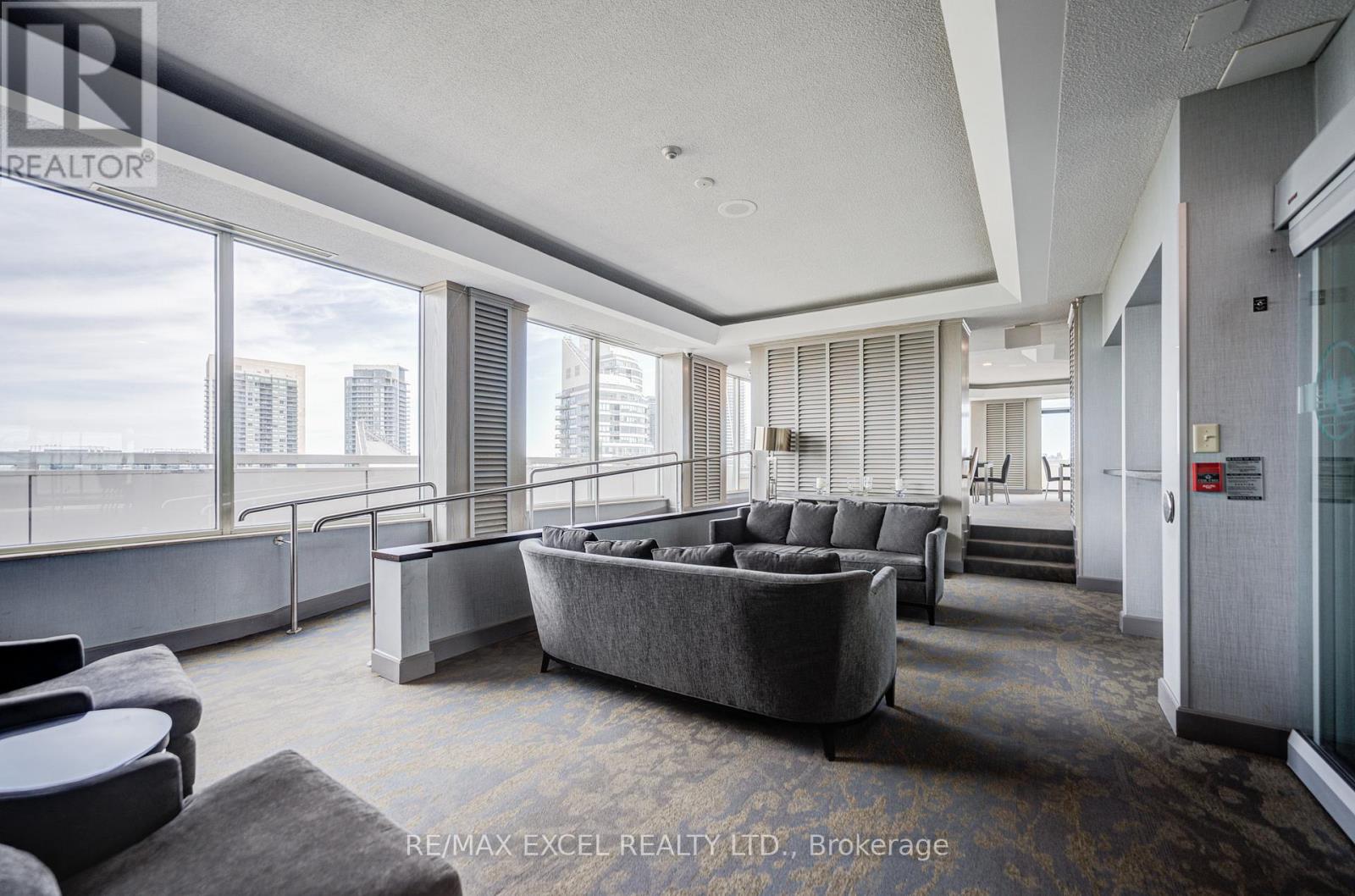 2105 - 2269 Lake Shore Boulevard W, Toronto, Ontario  M8V 3X6 - Photo 37 - W13119266