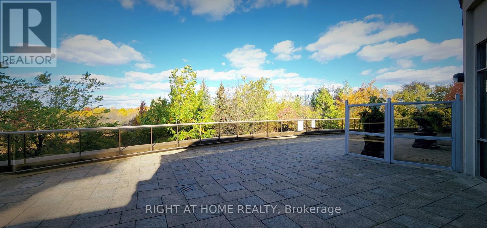 2422 - 700 Humberwood Boulevard, Toronto, Ontario  M9W 7J4 - Photo 33 - W13119986