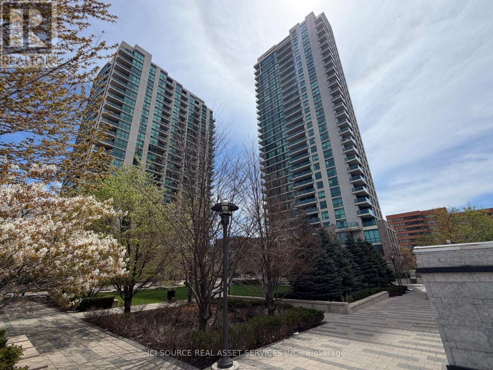 1608 - 215 SHERWAY GARDENS ROAD, Toronto, Ontario