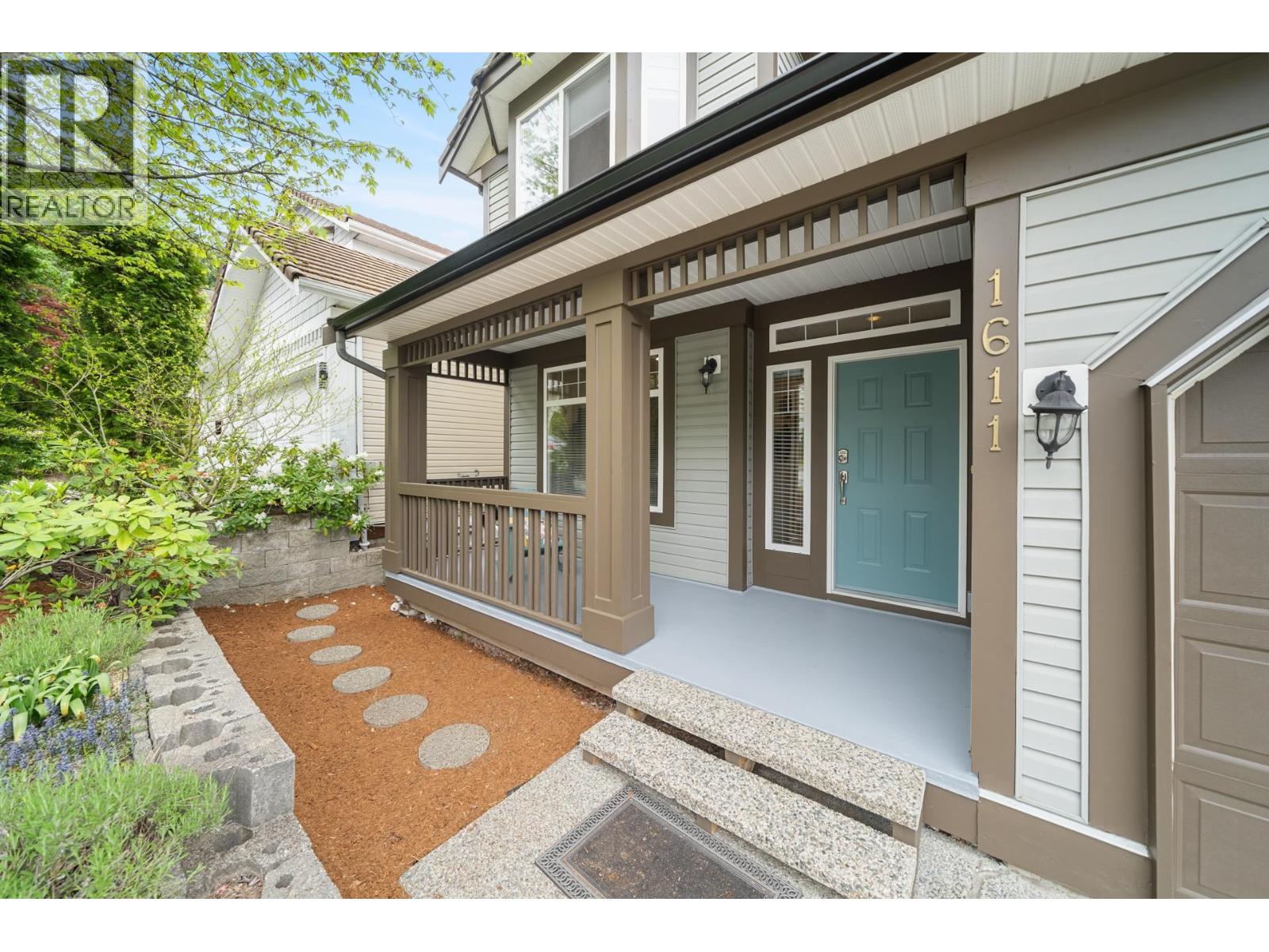 1611 Stoneridge Lane, Coquitlam, British Columbia  V3E 3K9 - Photo 4 - R3123285