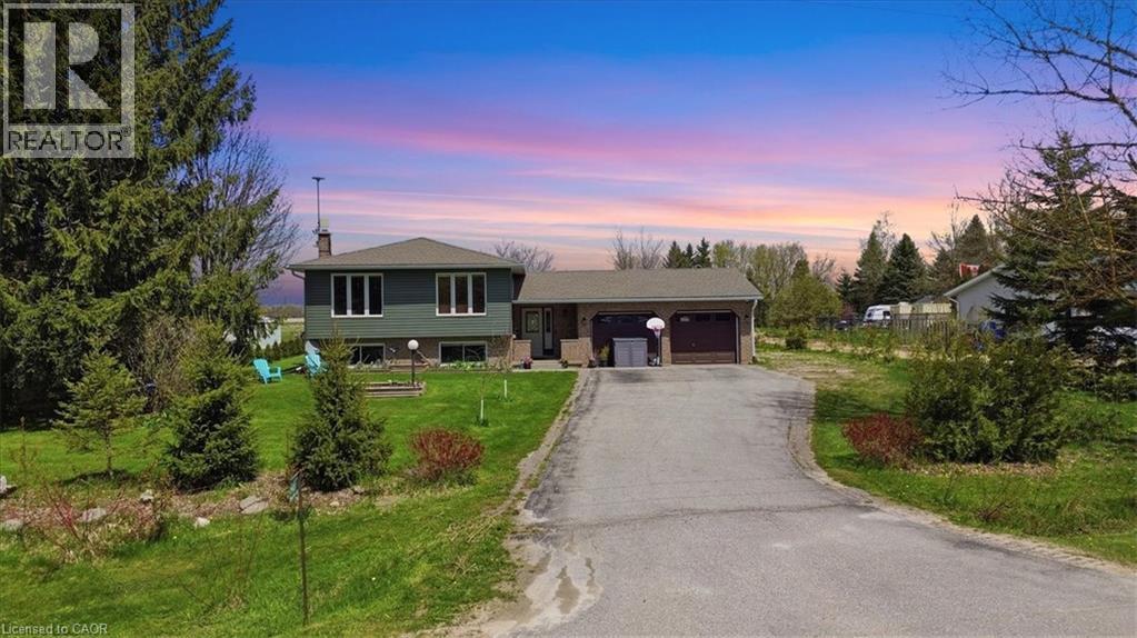 9487 Maas Park Drive, Mount Forest, Ontario  N0G 2L0 - Photo 2 - 40817906