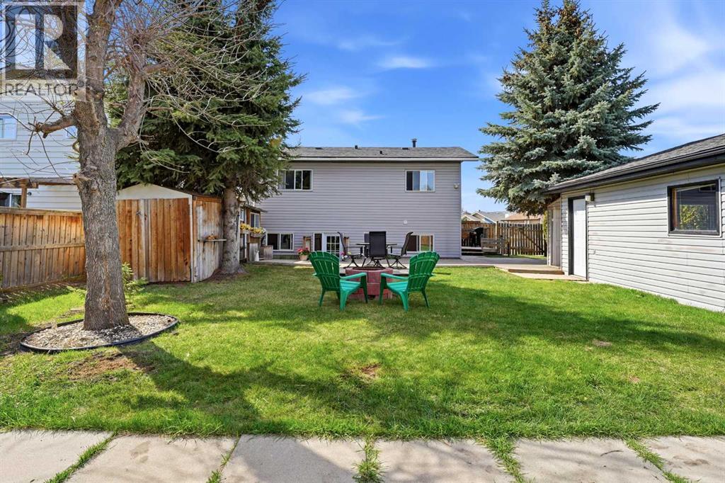 35 Ray Avenue, Red Deer, Alberta  T4P 3B9 - Photo 38 - A2311030