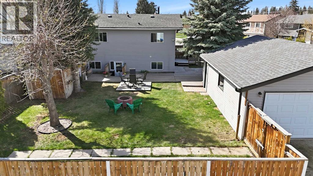 35 Ray Avenue, Red Deer, Alberta  T4P 3B9 - Photo 5 - A2311030