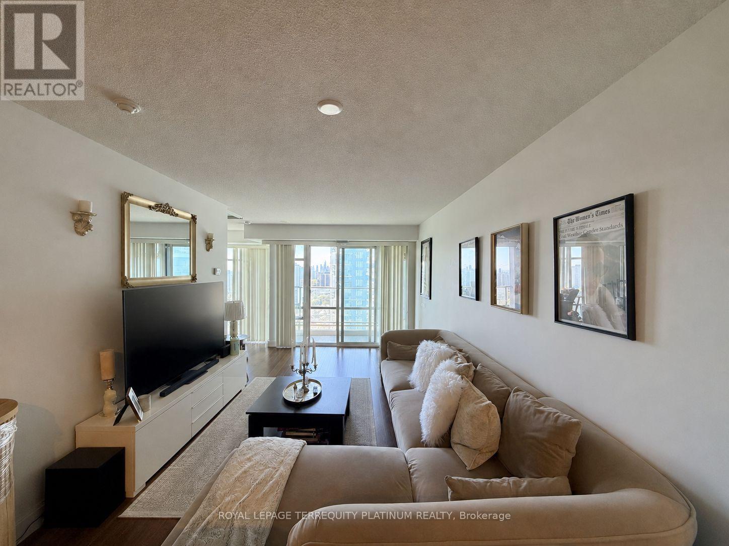 2703 - 2191 Yonge Street, Toronto, Ontario  M4S 3H8 - Photo 2 - C13127494