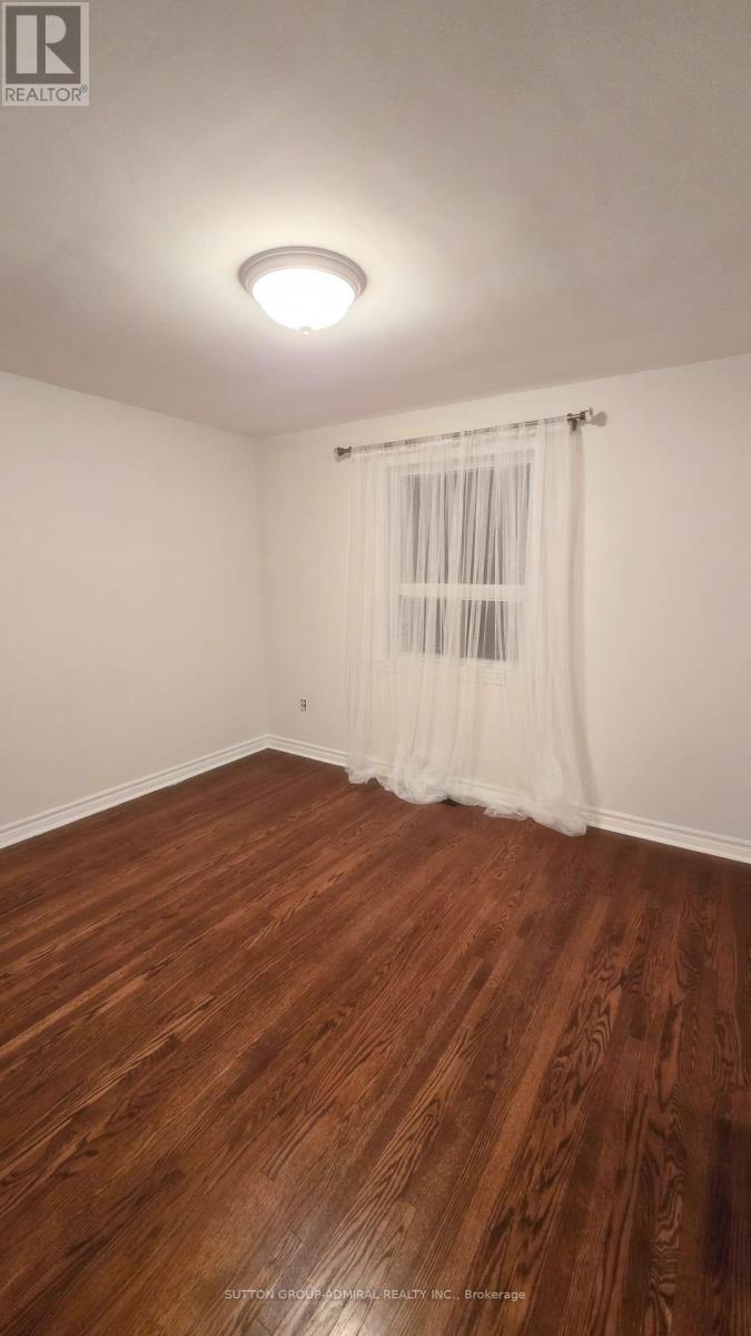 319 Patricia Avenue, Toronto, Ontario  M2R 2M6 - Photo 11 - C13127508