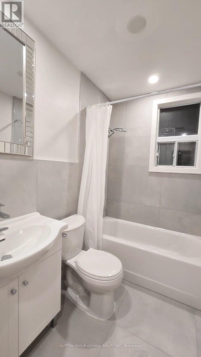 319 Patricia Avenue, Toronto, Ontario  M2R 2M6 - Photo 8 - C13127508