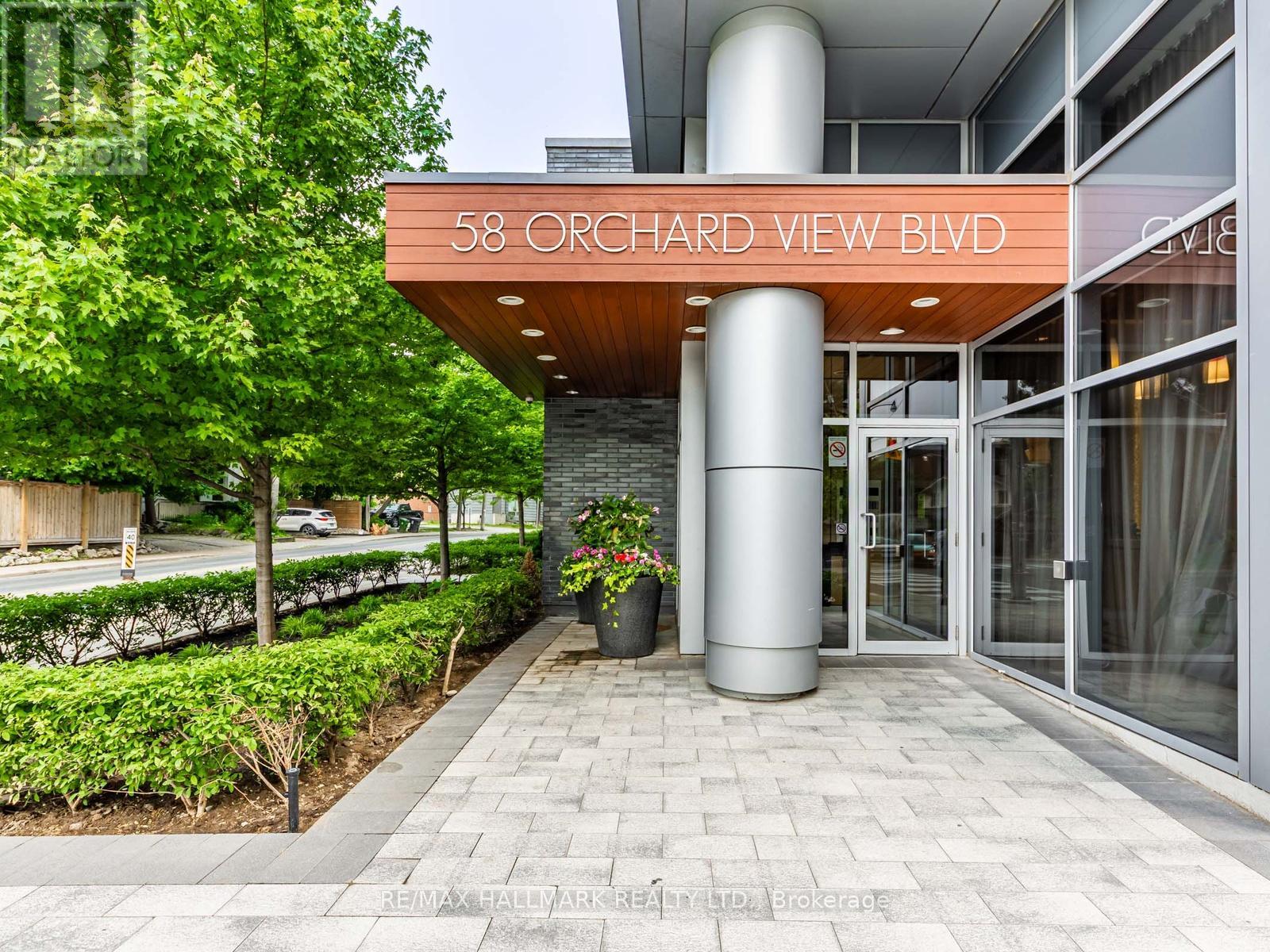 1702 - 58 Orchard View Boulevard, Toronto, Ontario  M4R 1B9 - Photo 2 - C13127574