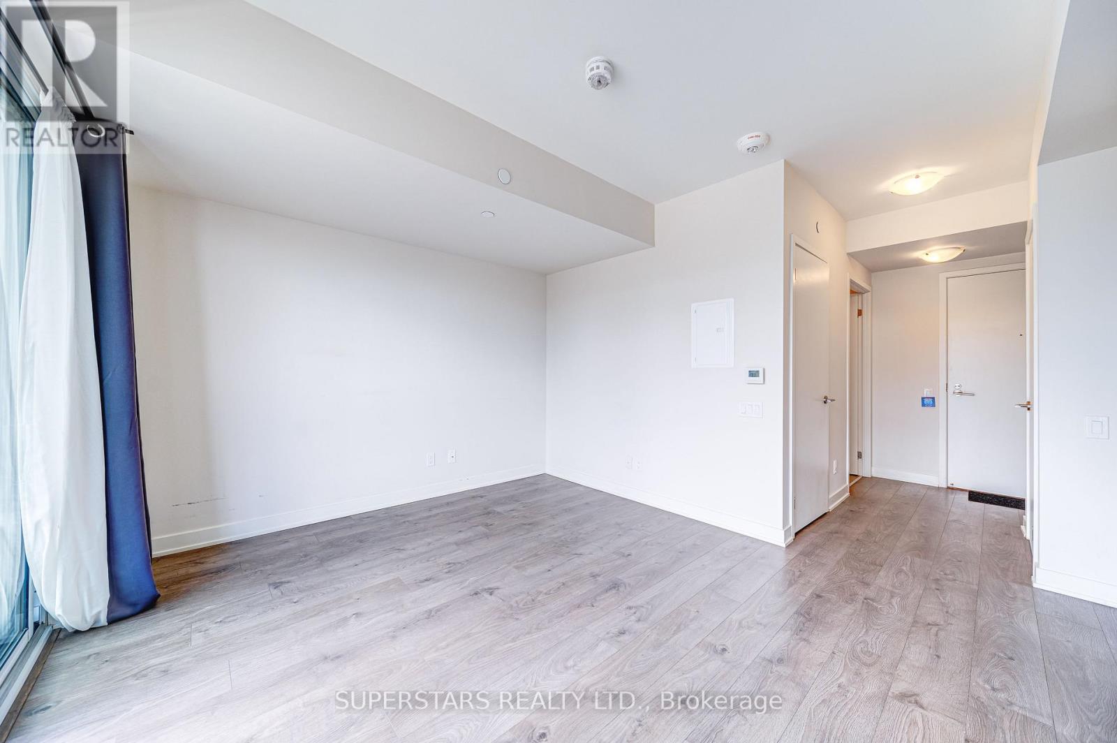 509 - 2 Sonic Way, Toronto, Ontario  M3C 0P2 - Photo 6 - C13127704