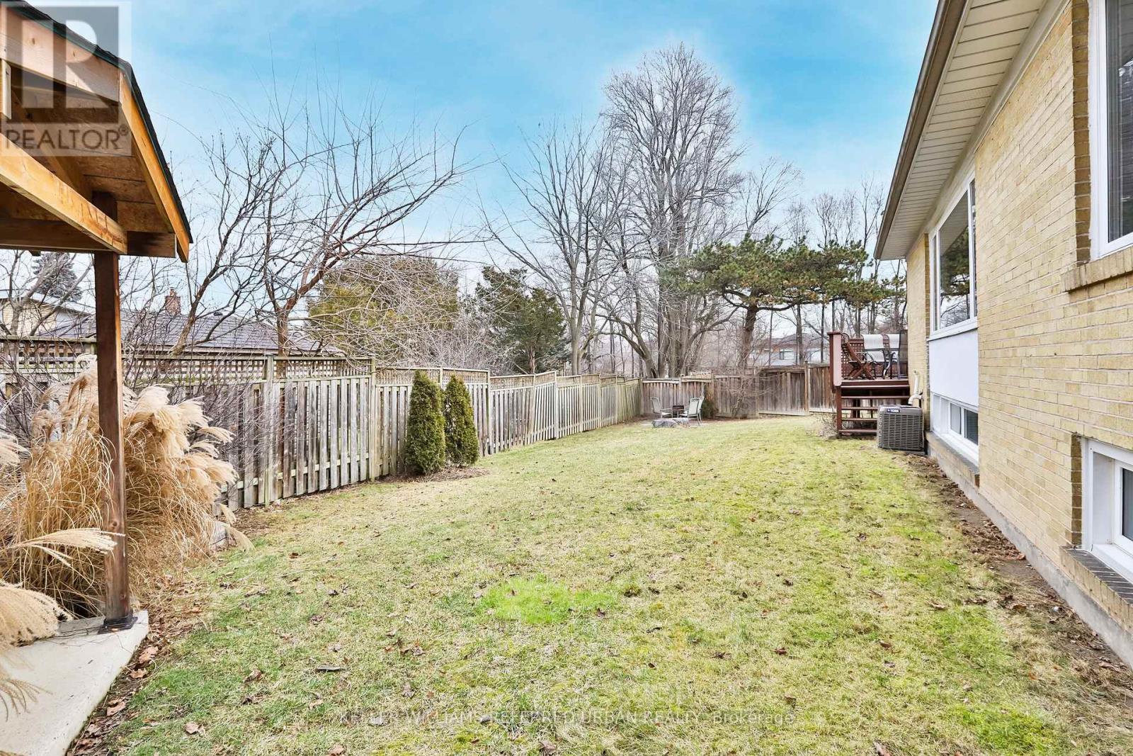 Lower - 12 Firthway Court, Toronto, Ontario  M3B 2K2 - Photo 9 - C13127714