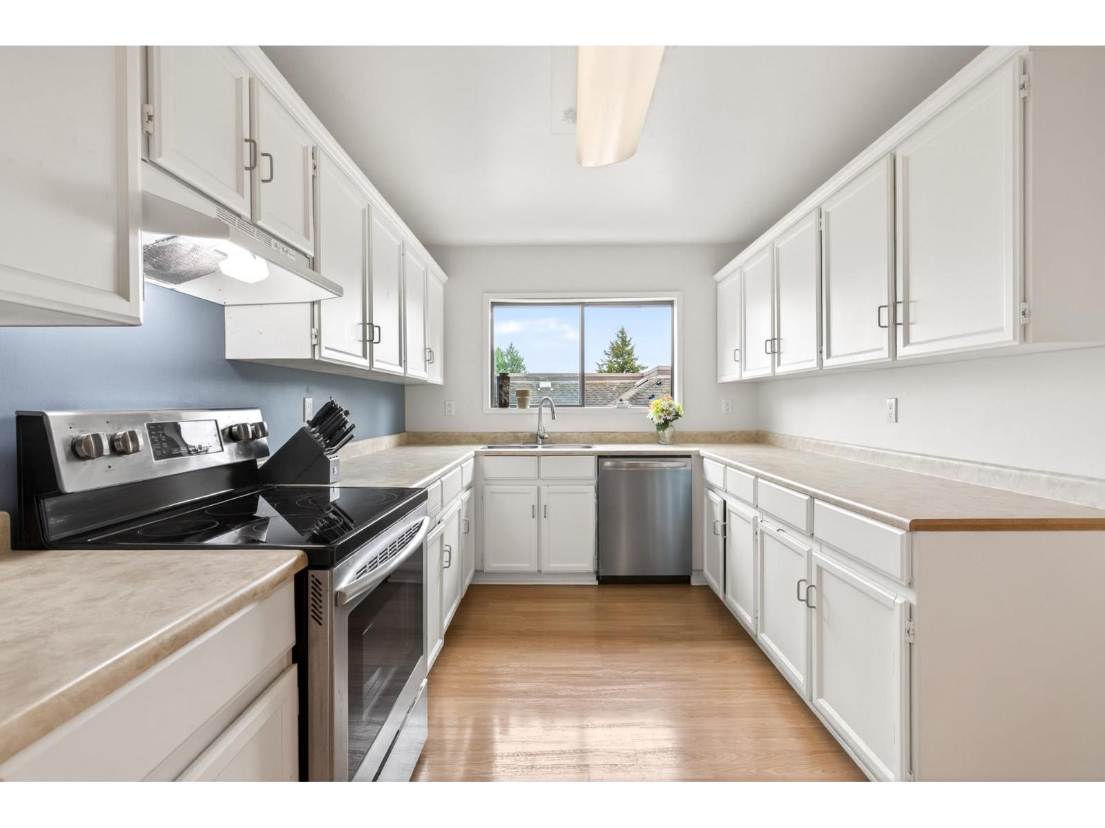 311 1520 Vidal Street, White Rock, British Columbia  V4B 3T7 - Photo 19 - R3122842