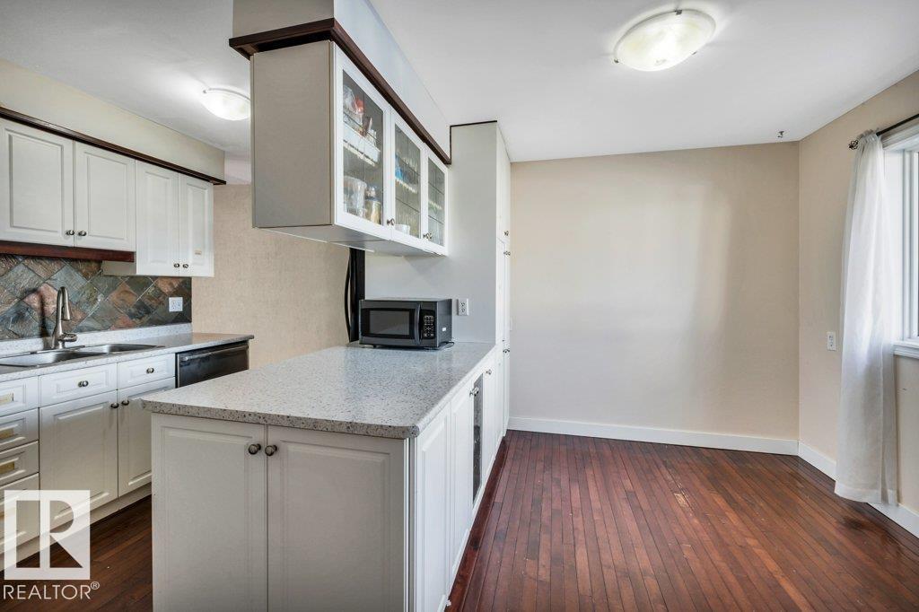 171 Royal Rd Nw, Edmonton, Alberta  T6J 2E7 - Photo 7 - E4487630