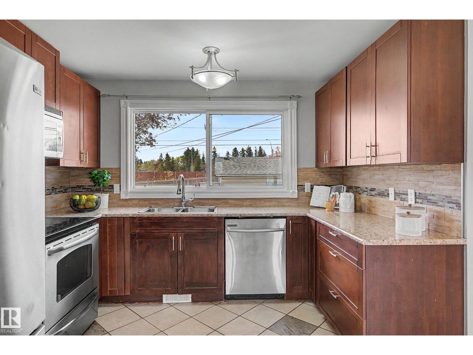 16715 79a Av Nw, Edmonton, Alberta  T5R 2J4 - Photo 16 - E4487637