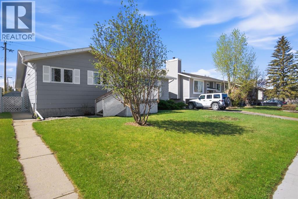 4525 Shannon Drive, Olds, Alberta  T4H 1C1 - Photo 3 - A2310244
