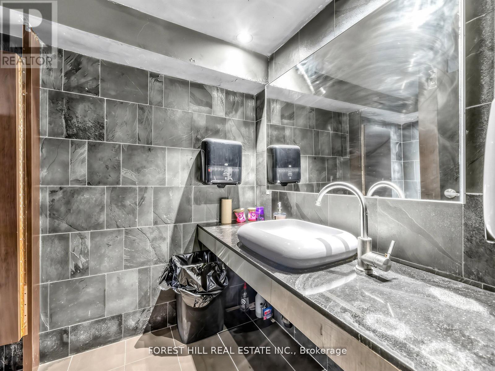 348 Broadview Avenue, Toronto, Ontario  M4M 2H1 - Photo 29 - E13127570