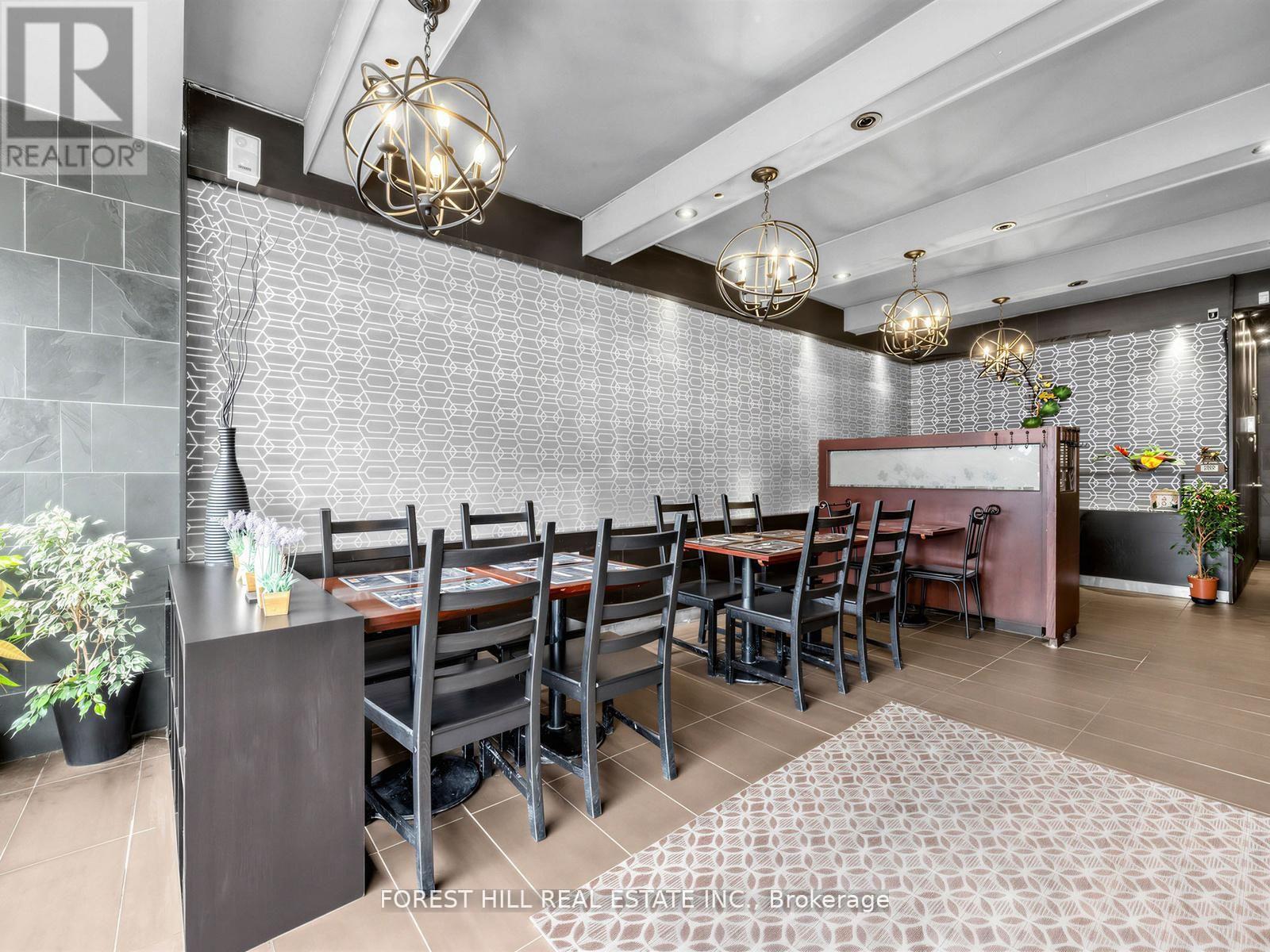 348 Broadview Avenue, Toronto, Ontario  M4M 2H1 - Photo 4 - E13127570