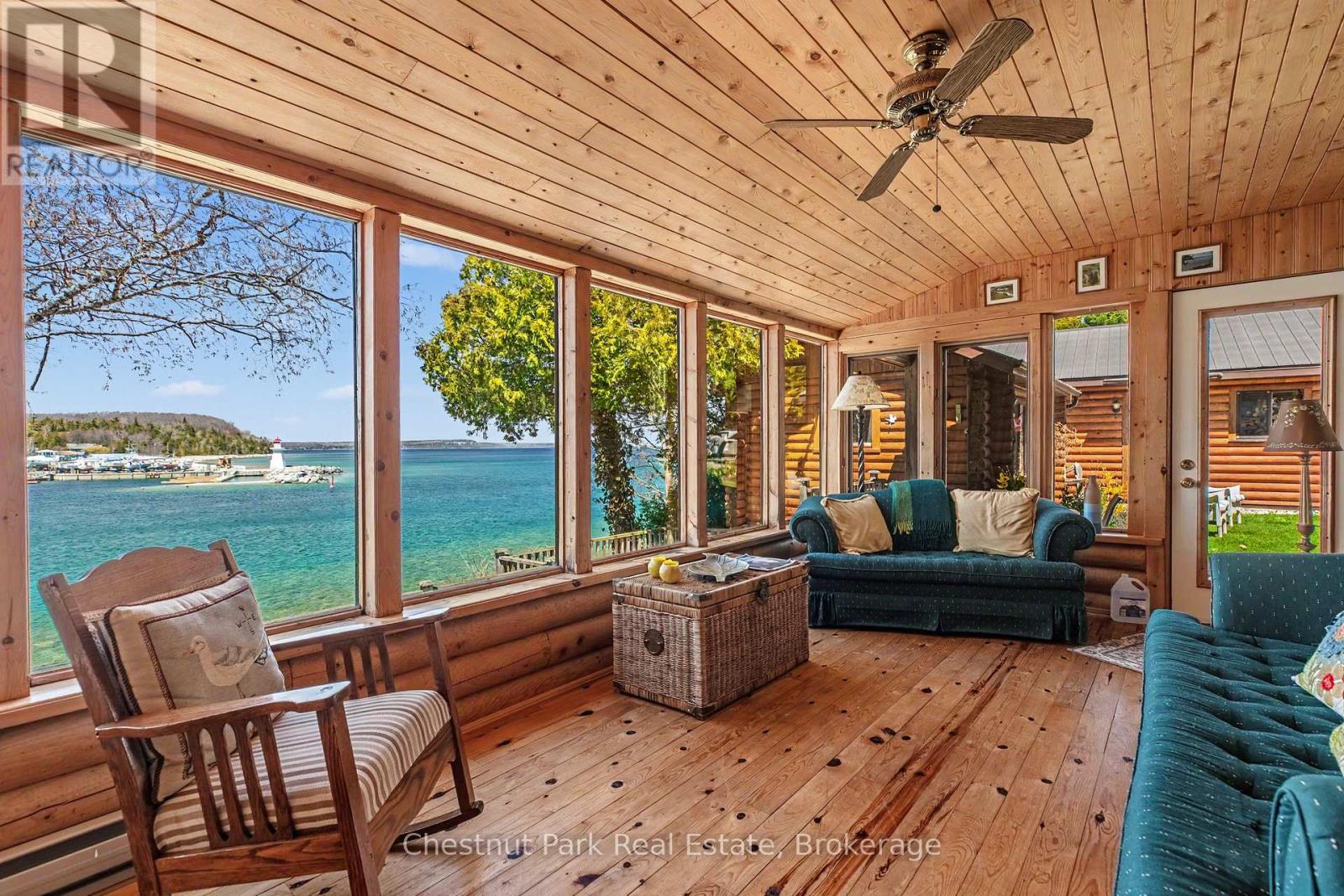 36 WILLIAM STREET, Northern Bruce Peninsula, Ontario