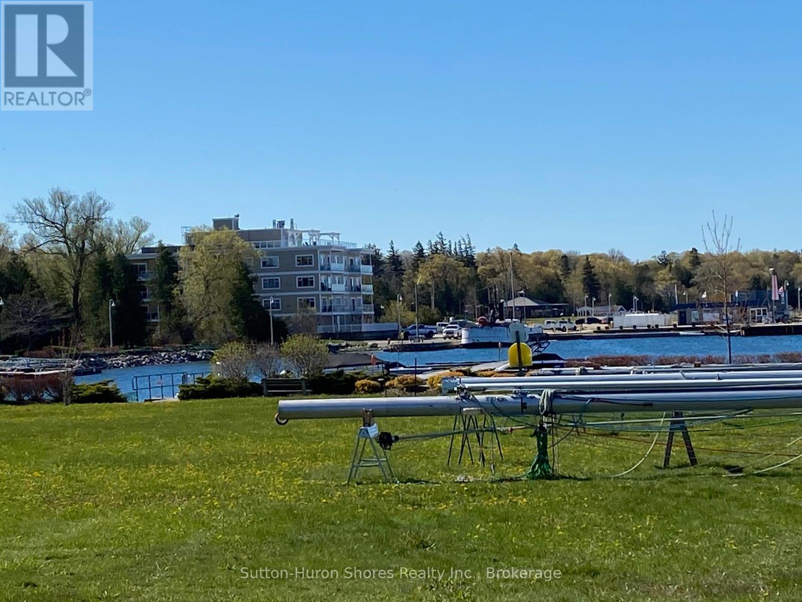 95 Mcvicar Street, Saugeen Shores, Ontario  N0H 2C0 - Photo 24 - X12888428