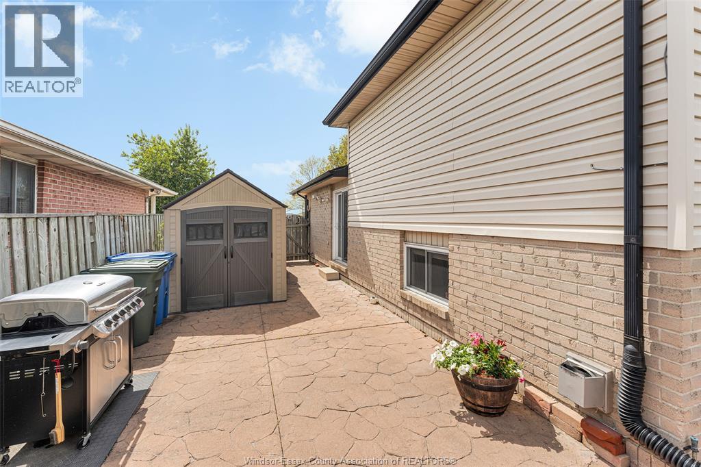 1680 Calderwood, Windsor, Ontario  N8W 5V2 - Photo 34 - 26011132