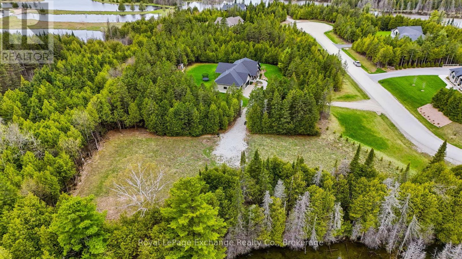 185 Louise Creek Crescent, West Grey, Ontario  N0G 1S0 - Photo 45 - X12874308
