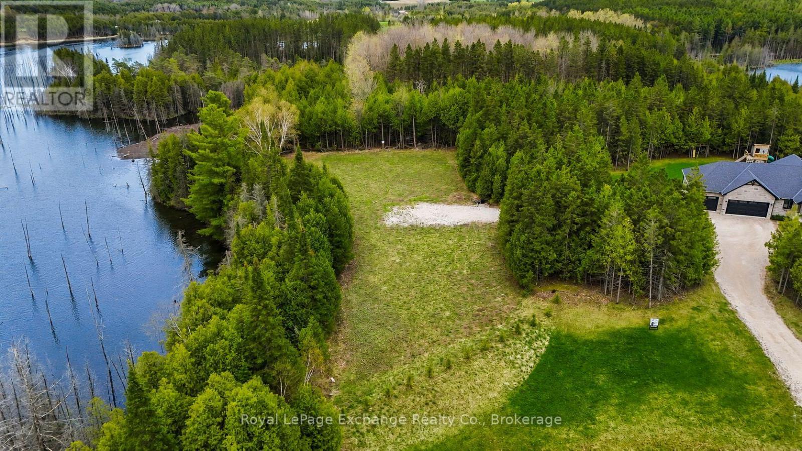 185 Louise Creek Crescent, West Grey, Ontario  N0G 1S0 - Photo 7 - X12874308