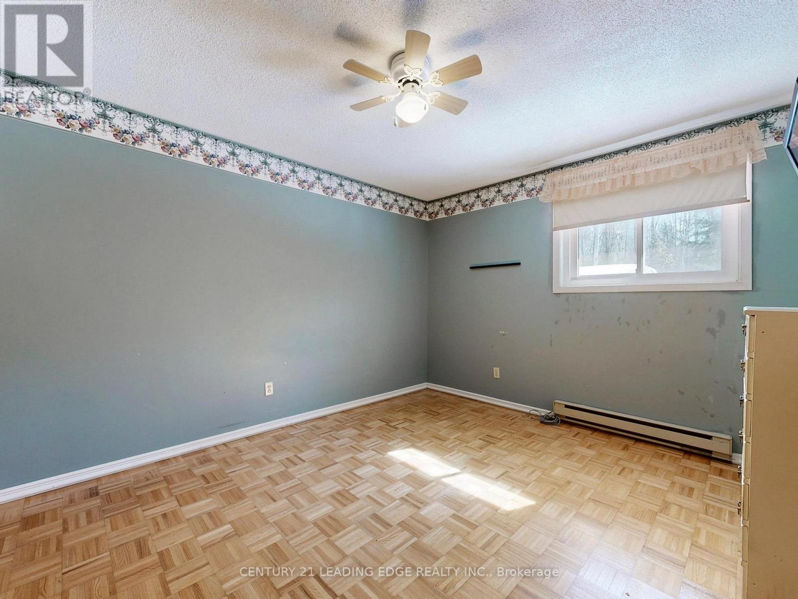 3525 Pollock Road E, Georgina, Ontario  L4P 0P6 - Photo 22 - N12849832