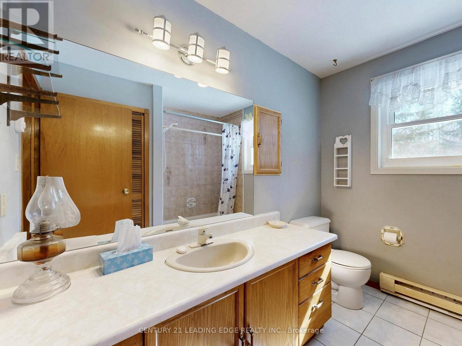 3525 Pollock Road E, Georgina, Ontario  L4P 0P6 - Photo 24 - N12849832
