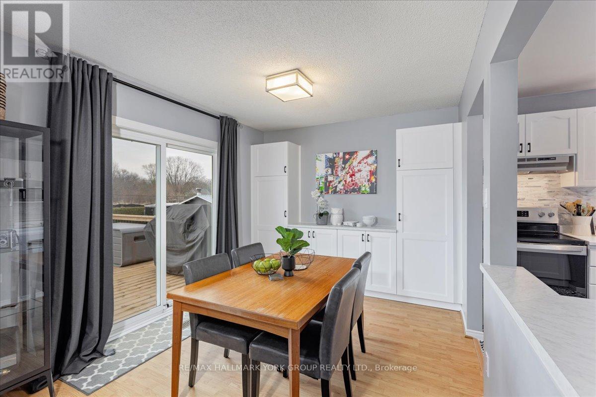 63a Tulip Street, Georgina, Ontario  L4P 1C6 - Photo 9 - N13006844